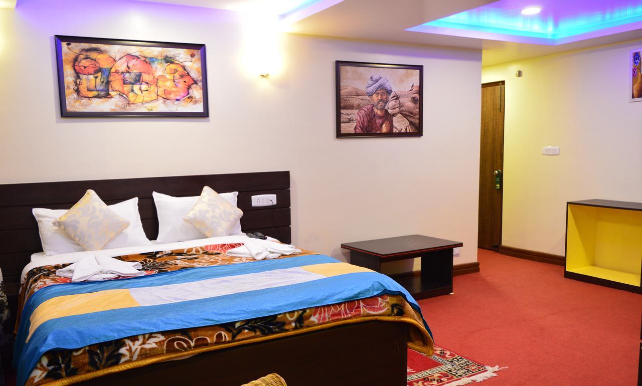 Golden Dolma Hotell Darjeeling  Exteriör bild
